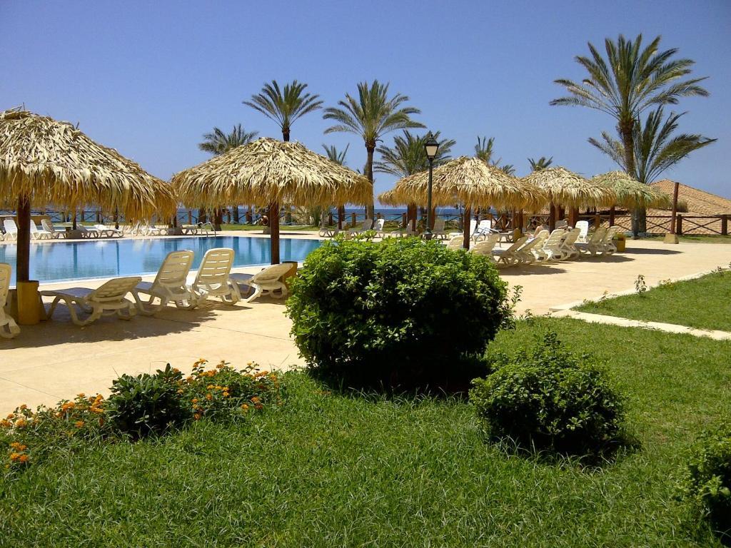 Sawary Beach Hotel Batroun Exterior photo